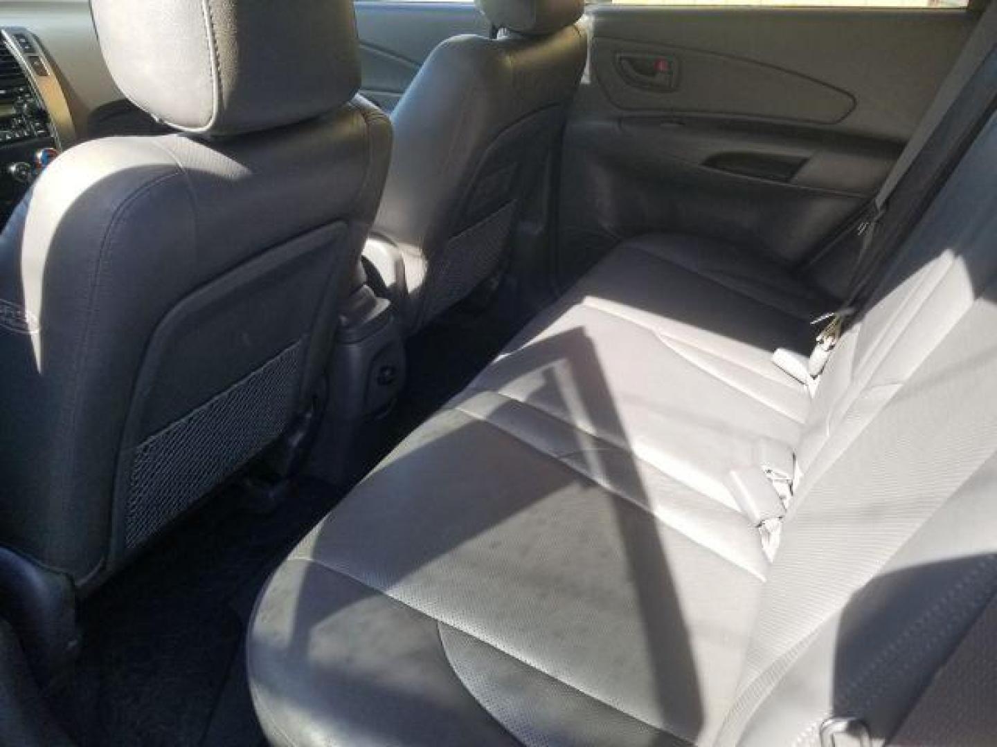 2005 Hyundai Tucson GLS | LX (KM8JN72D65U) with an 2.7L V-6 DOHC engine, located at 1800 West Broadway, Missoula, 59808, (406) 543-1986, 46.881348, -114.023628 - Photo#8