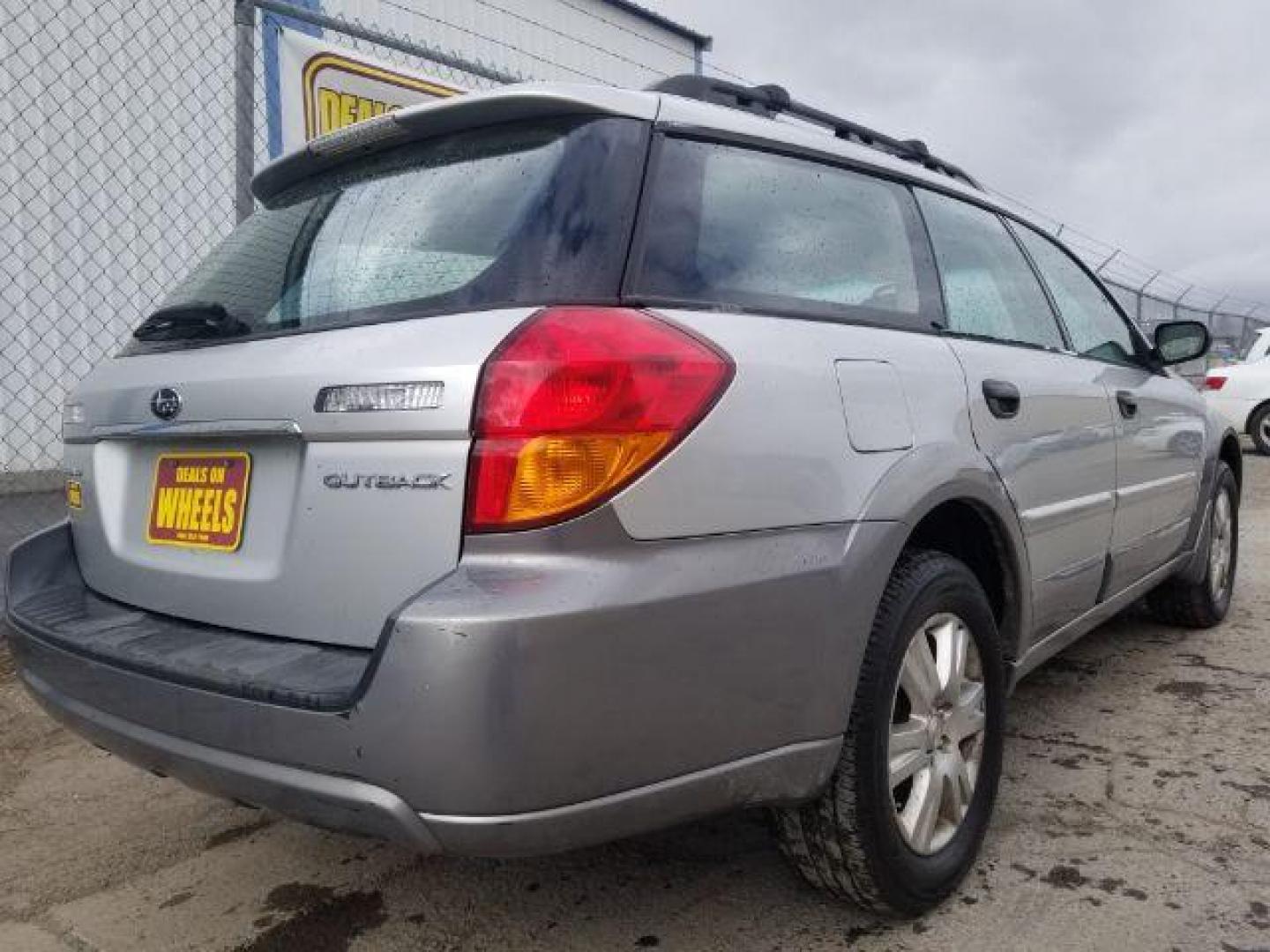 2005 Subaru Outback 2.5i Wagon (4S4BP61CX57) with an 2.5L H4 SOHC 16V engine, 4-Speed Automatic transmission, located at 601 E. Idaho St., Kalispell, MT, 59901, (406) 300-4664, 0.000000, 0.000000 - Photo#4