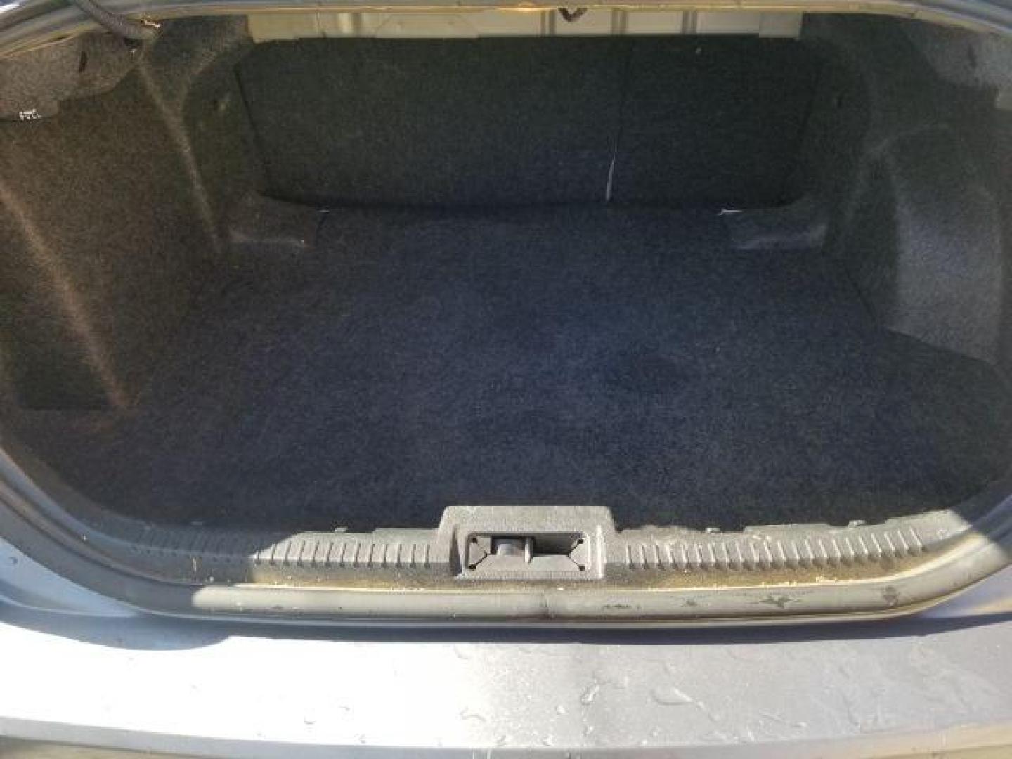 2006 Ford Fusion SE (3FAHP071X6R) with an Duratec 30 3L V-6 DOHC engine, located at 4047 Montana Ave., Billings, MT, 59101, 45.770847, -108.529800 - Photo#12