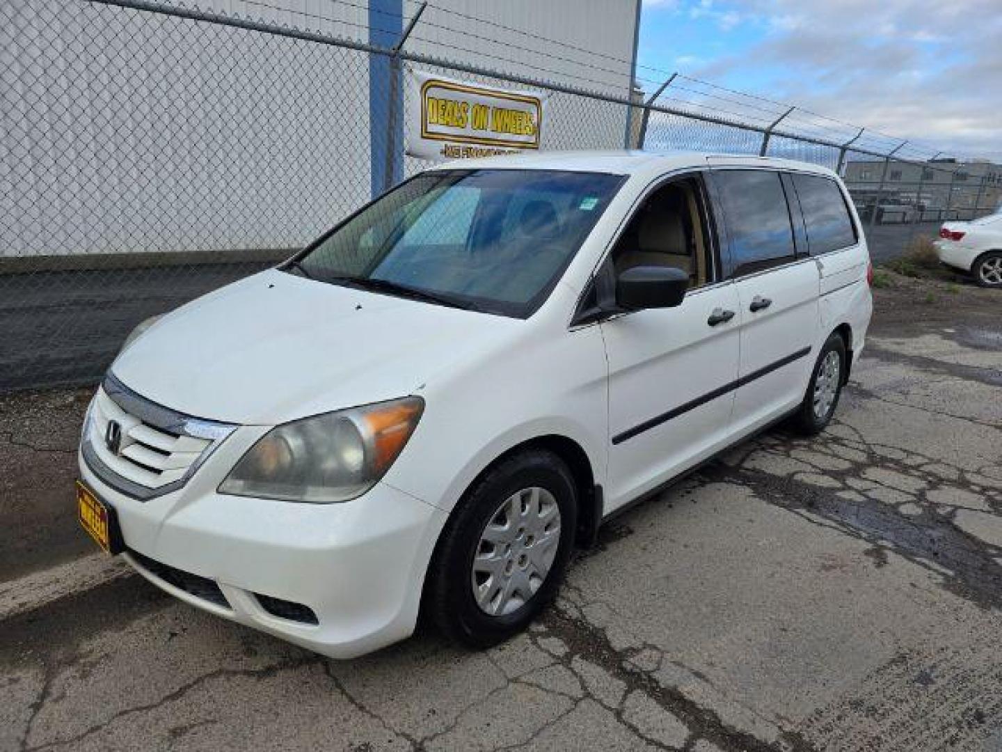 2008 Honda Odyssey LX (5FNRL38208B) with an 3.5L V-6 VTEC variable valve control engine, located at 601 E. Idaho St., Kalispell, MT, 59901, (406) 300-4664, 0.000000, 0.000000 - Photo#0