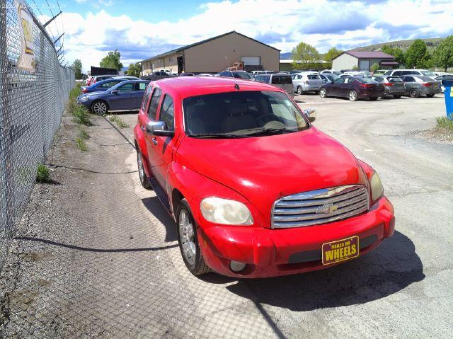 2009 Chevrolet HHR LT2 (3GNCA53VX9S) with an 2.4L L4 DOHC 16V engine, 4-Speed Automatic transmission, located at 601 E. Idaho St., Kalispell, MT, 59901, (406) 300-4664, 0.000000, 0.000000 - Photo#4