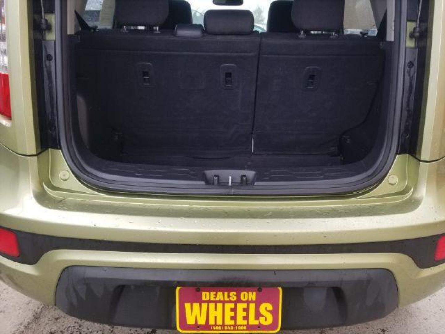 2013 Kia Soul Base (KNDJT2A57D7) with an 1.6L L4 DOHC 16V engine, Automatic transmission, located at 4047 Montana Ave., Billings, MT, 59101, 45.770847, -108.529800 - Photo#12