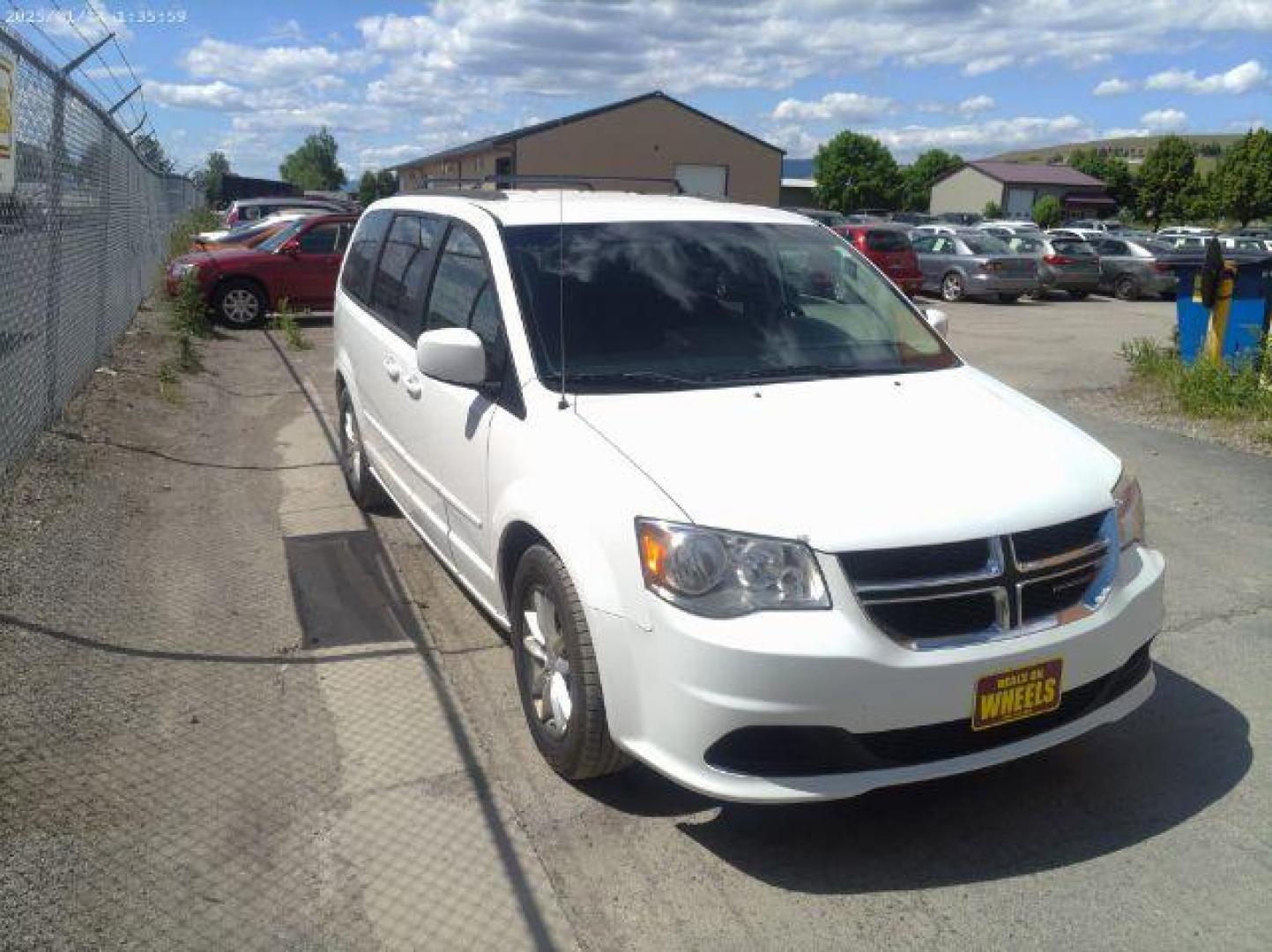 2016 Dodge Grand Caravan SXT (2C4RDGCG1GR) with an 3.6L V6 DOHC 24V engine, 6-Speed Automatic transmission, located at 1800 West Broadway, Missoula, 59808, (406) 543-1986, 46.881348, -114.023628 - Photo#4